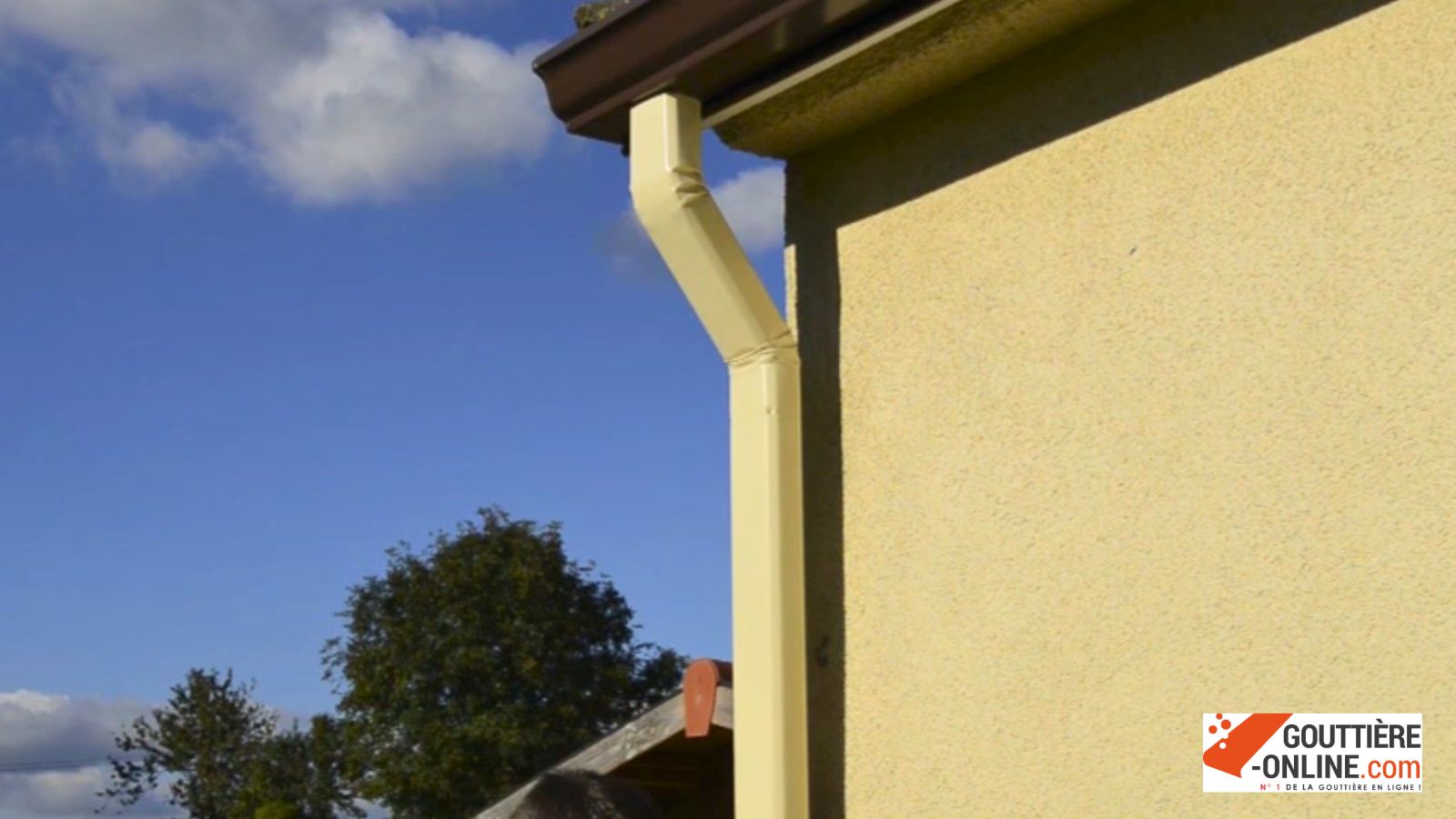 raccord col de cygne aluminium avec tuyau de descente