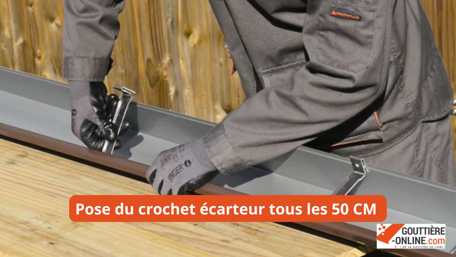 Schéma installation crochet écarteur gouttière aluminium espacement 50 cm