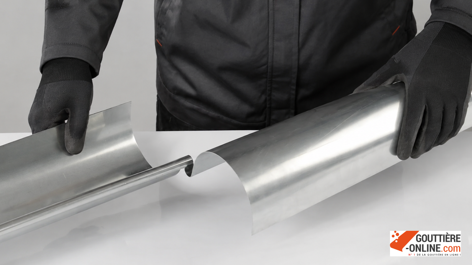 Insertion ourlet gouttière zinc demi-ronde DEV 16